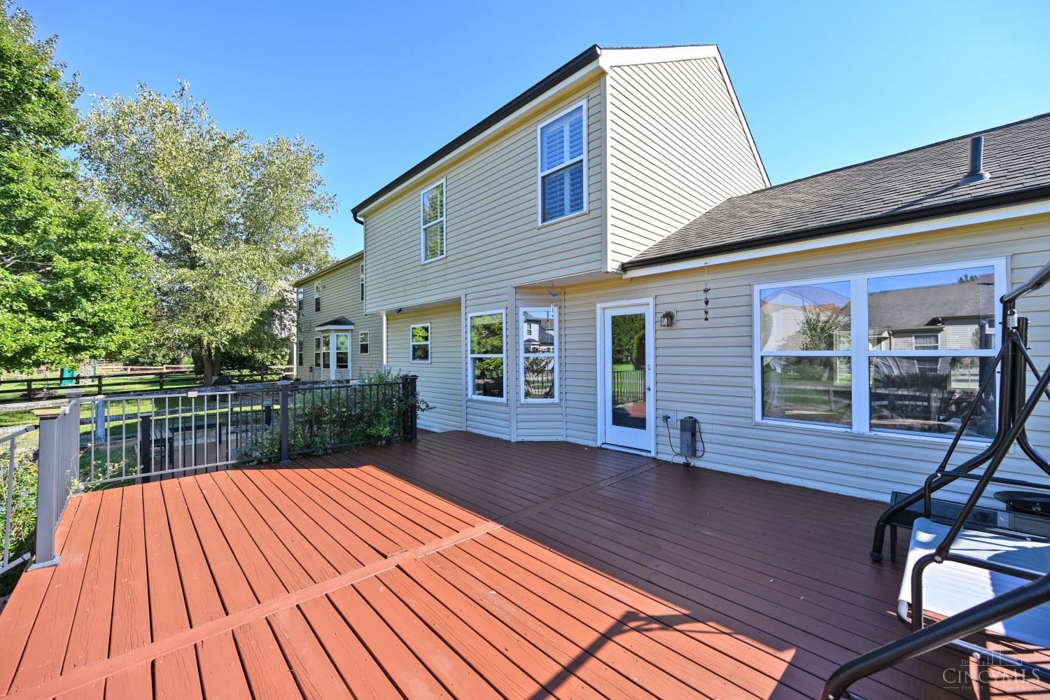 174 Regency Square Property Photo 30
