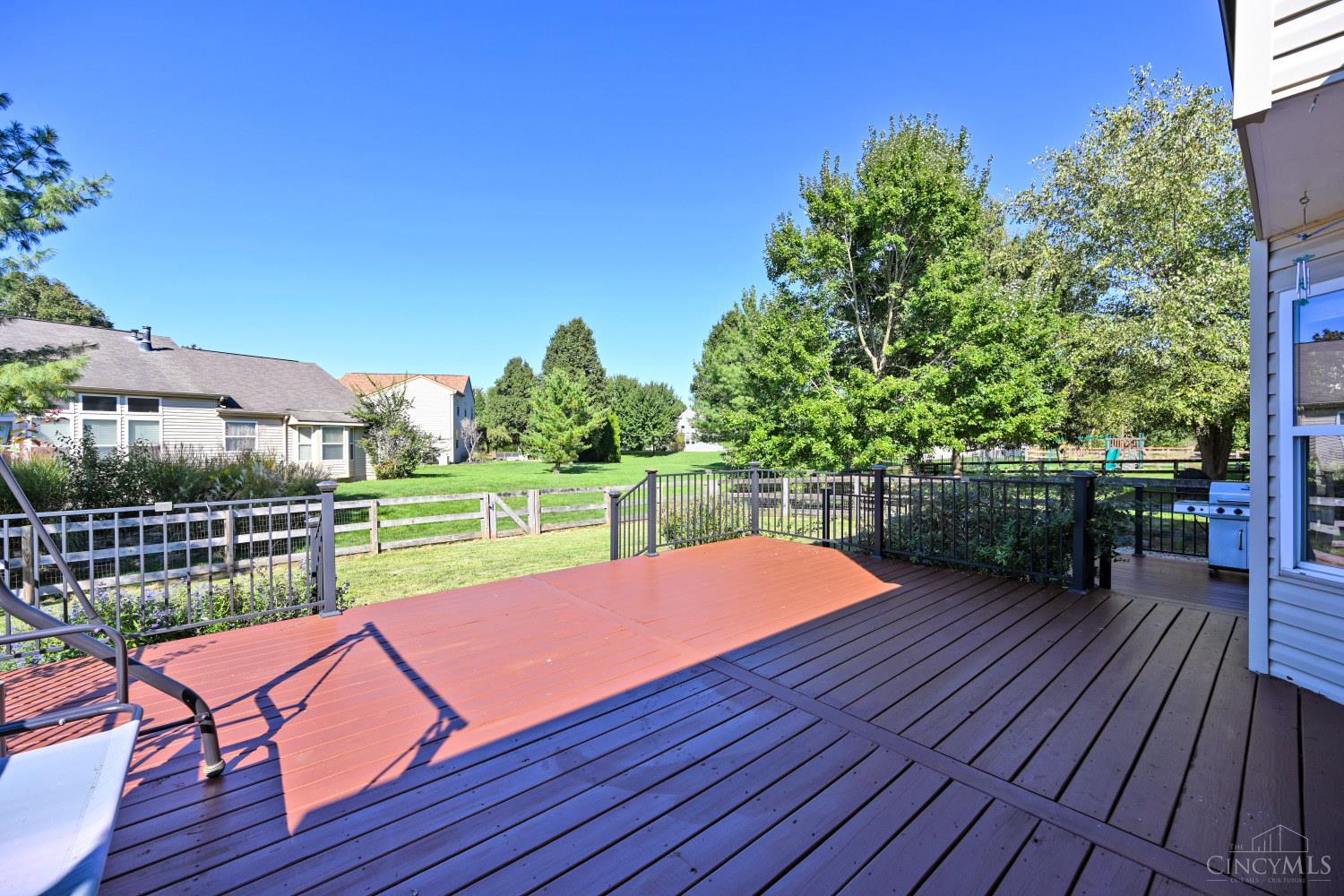 174 Regency Square Property Photo 31