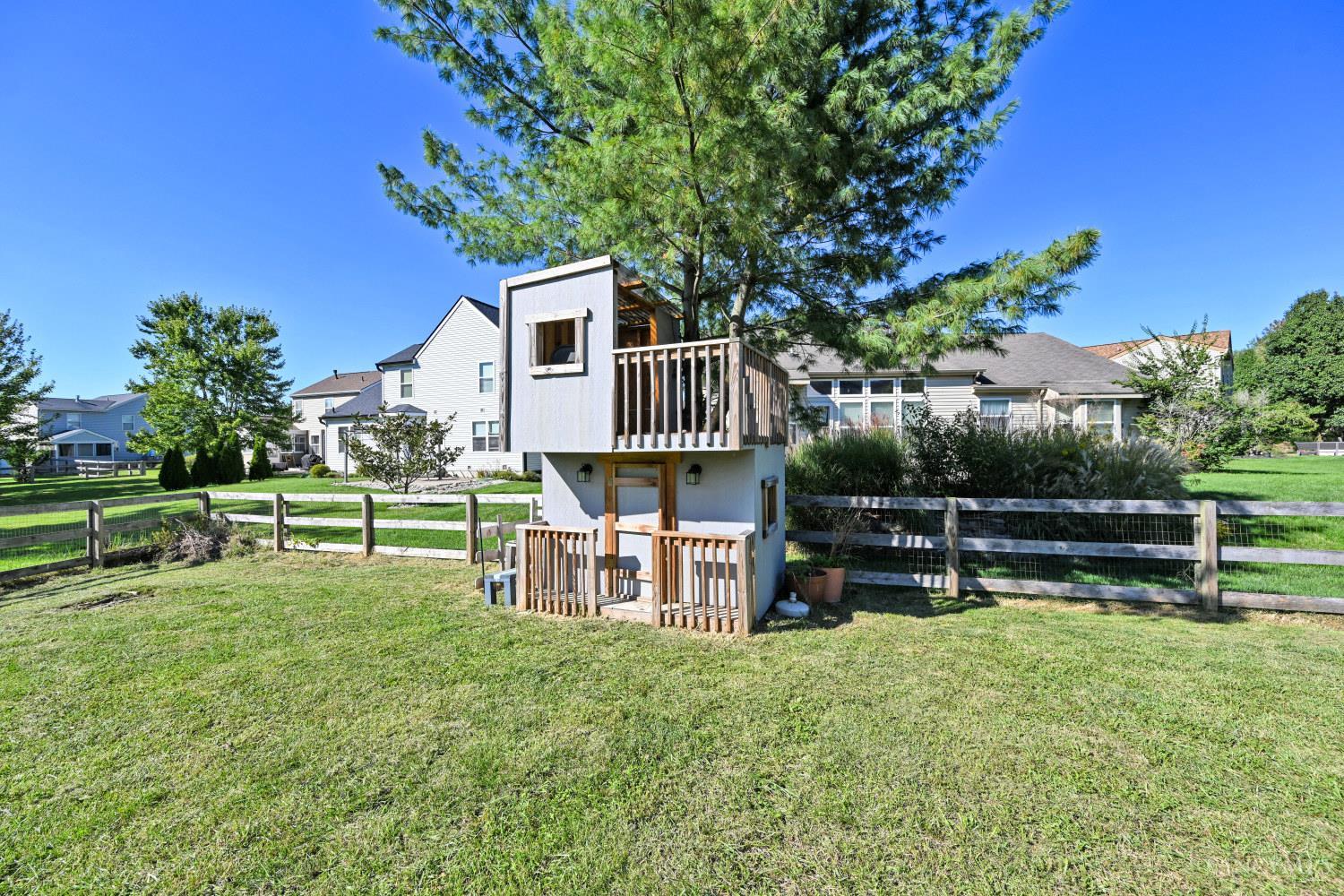 174 Regency Square Property Photo 34