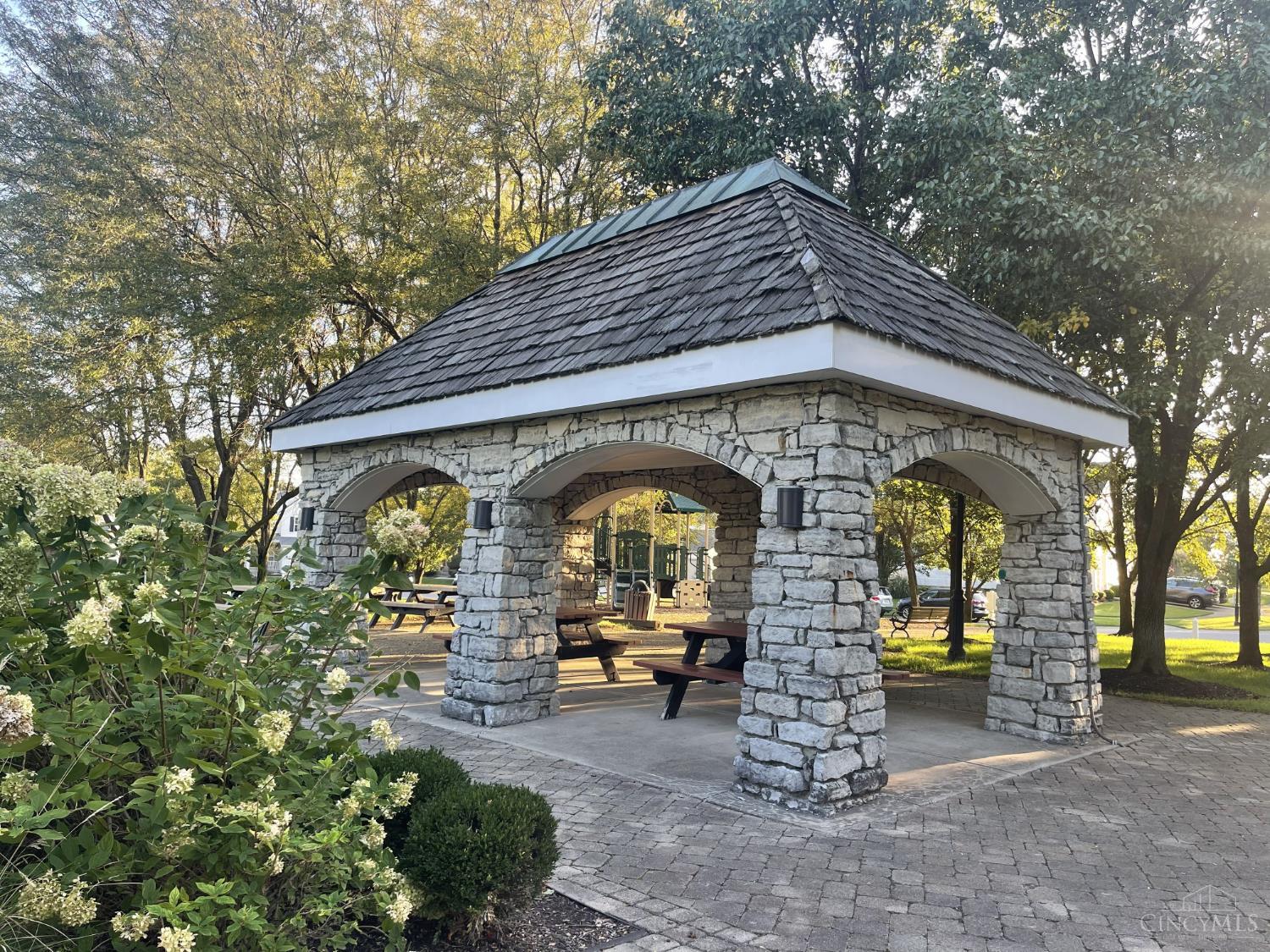 174 Regency Square Property Photo 42