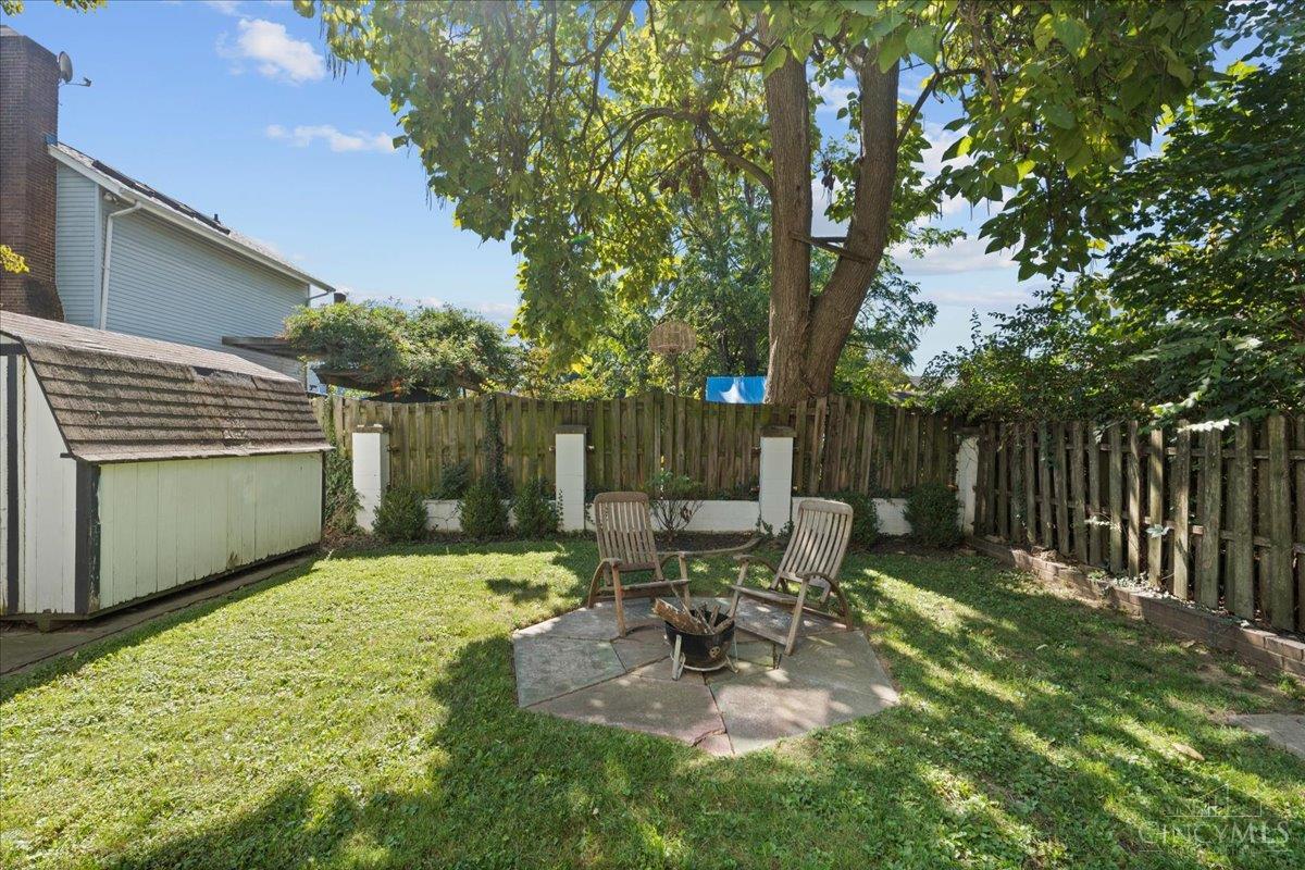 2775 Robertson Avenue Property Photo 22