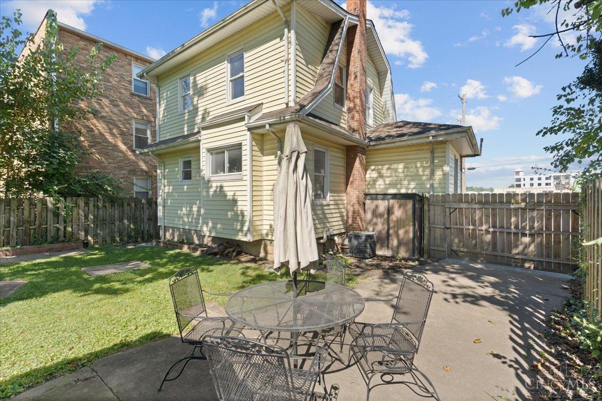 2775 Robertson Avenue Property Photo 26