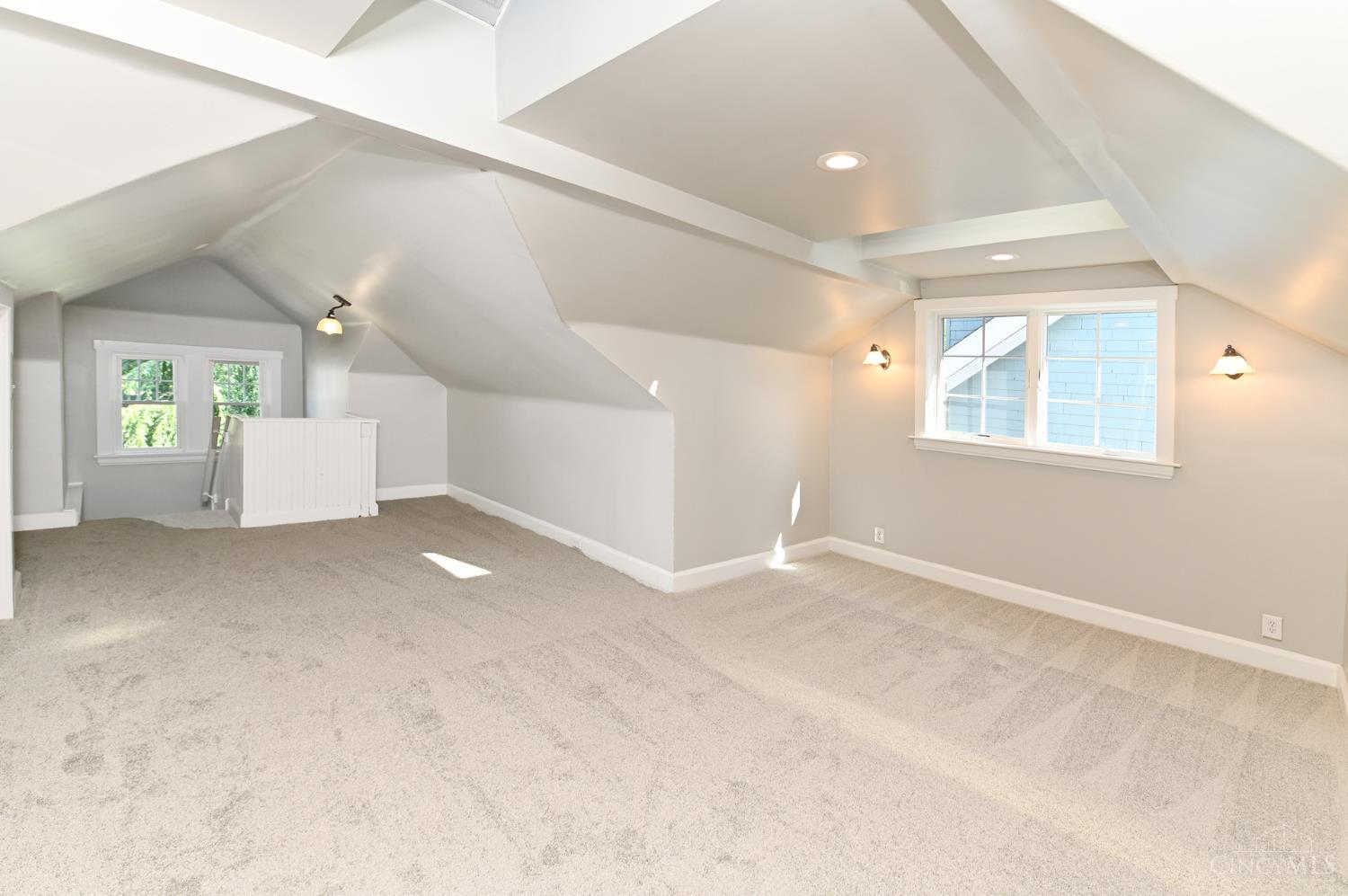 3640 Amberson Avenue Property Photo 27