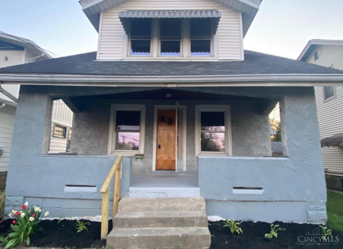 5721 Carthage Avenue Property Photo 1