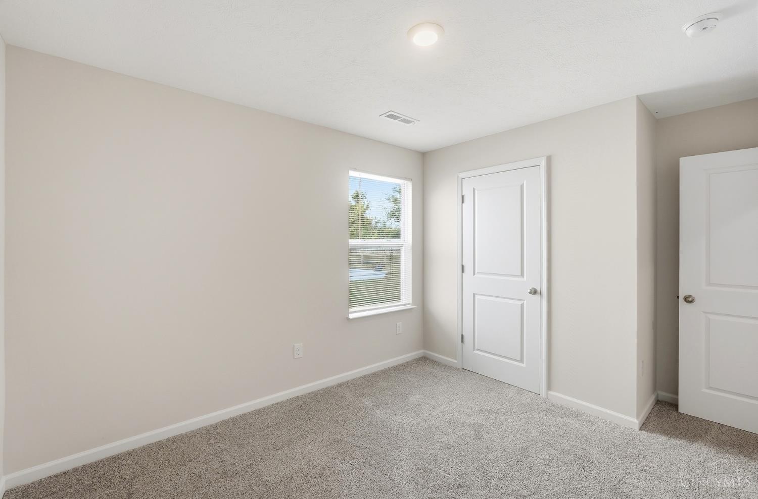 122 Ashburn Way Property Photo 24