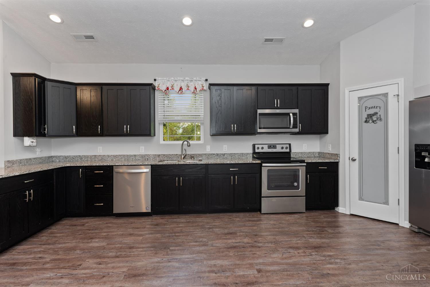 154 Black Hawk Drive Property Photo 19