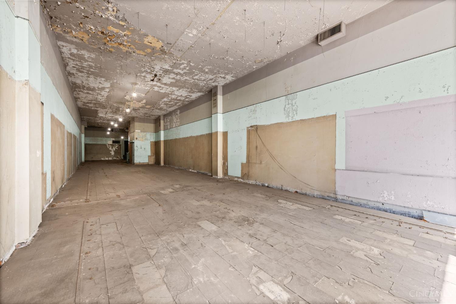 W 8 Fourth Street Property Photo 17