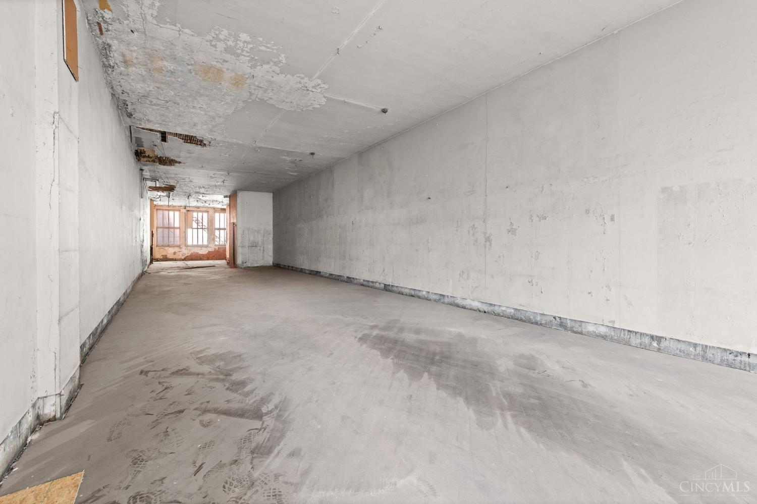W 8 Fourth Street Property Photo 28