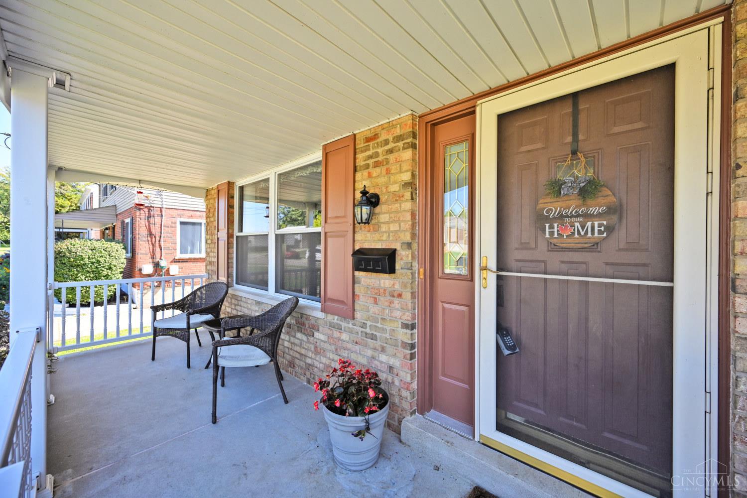 6258 Seiler Drive Property Photo 2