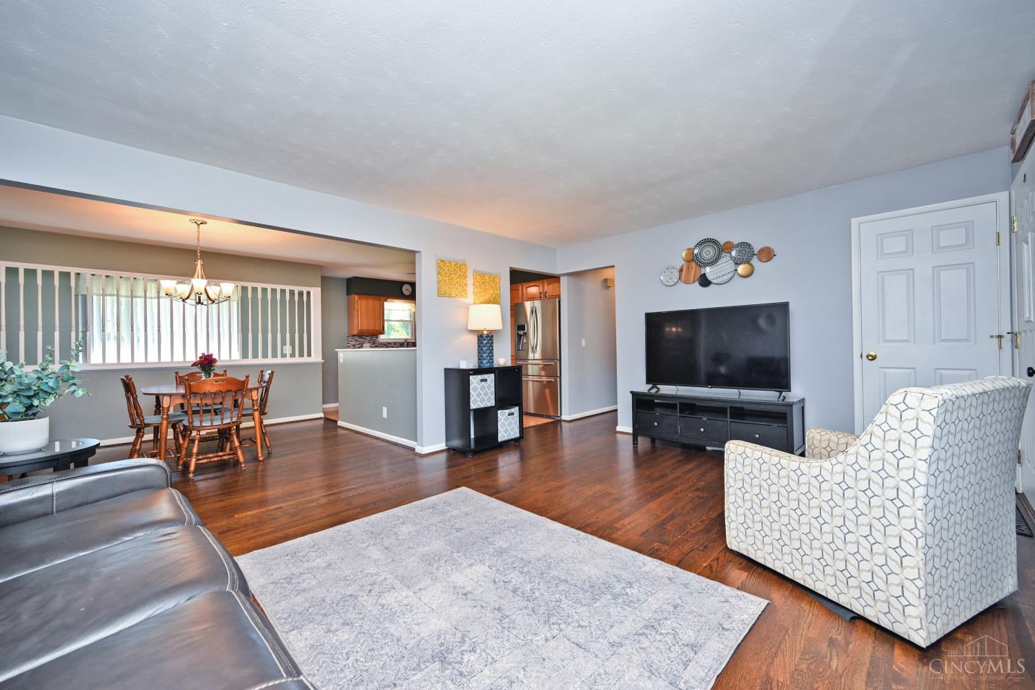 6258 Seiler Drive Property Photo 4