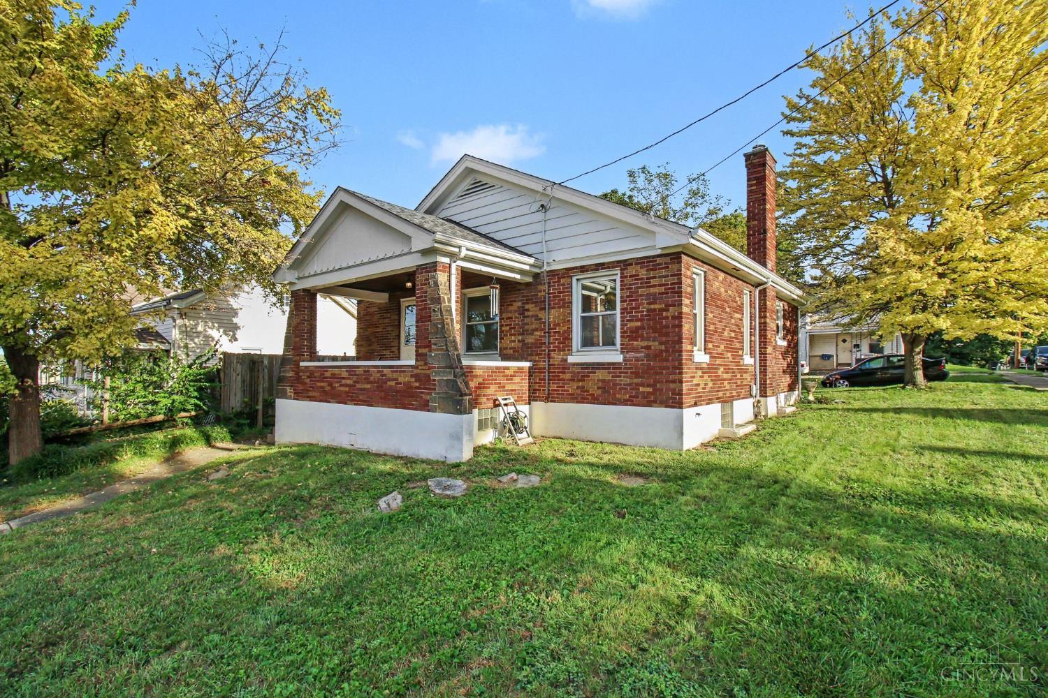 E 120 Benson Street Property Photo 1