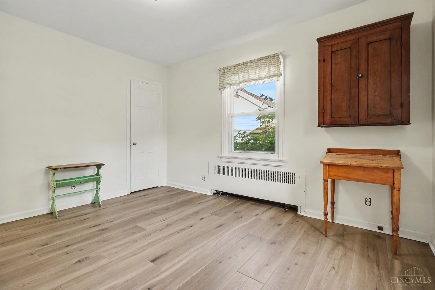 E 120 Benson Street Property Photo 16