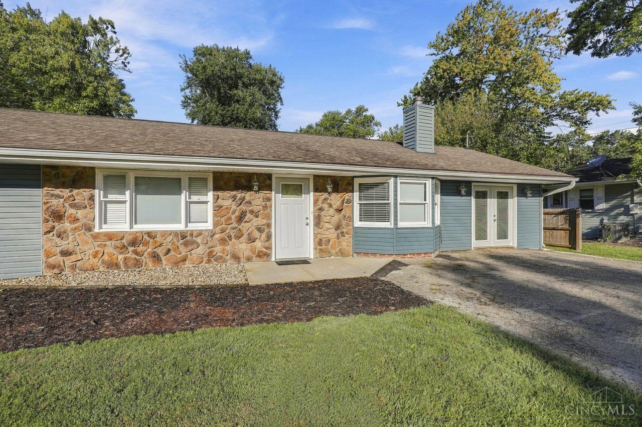 8005 Crest Acres Drive Property Photo 1