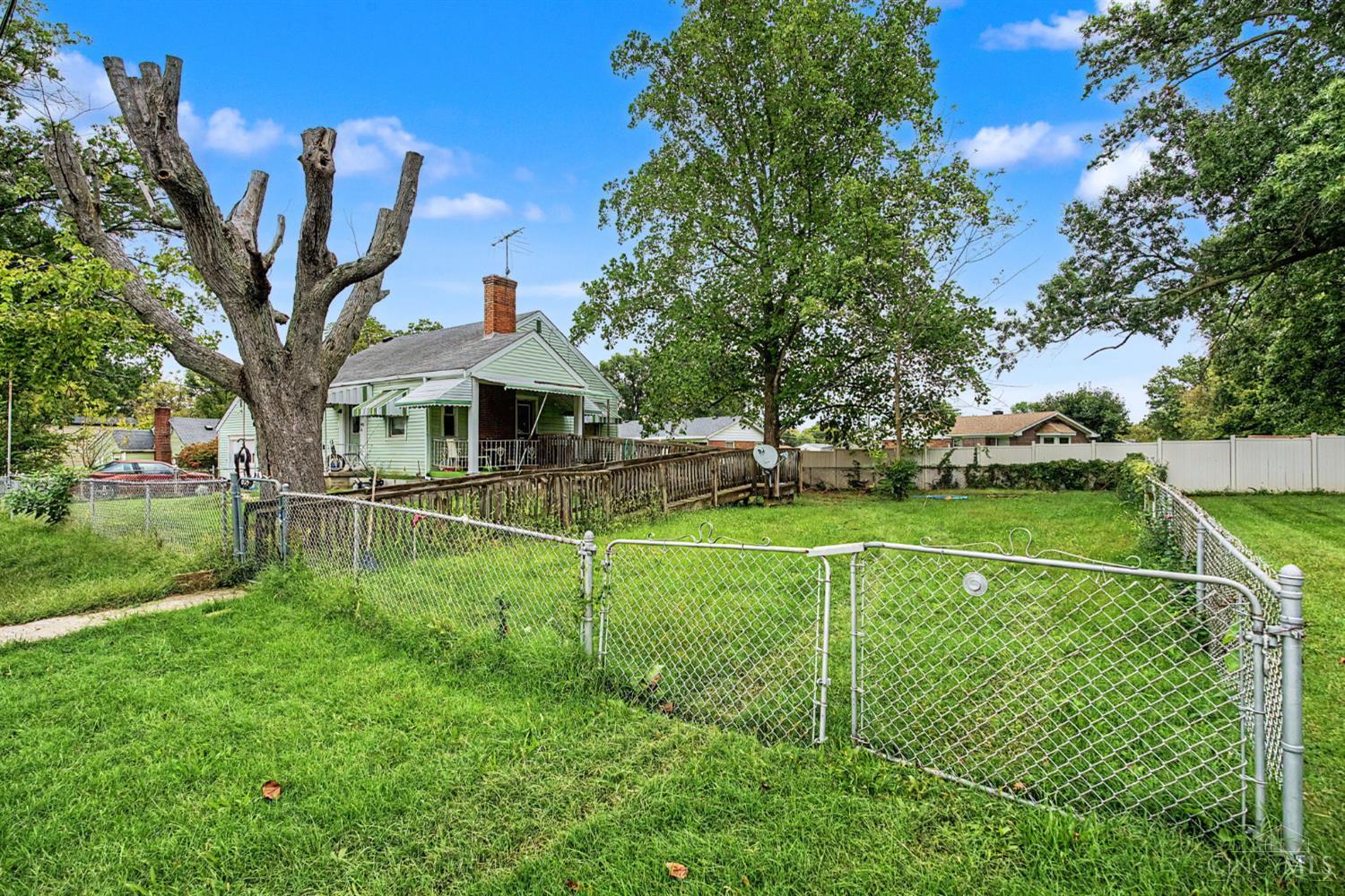8802 Pine Road Property Photo 19
