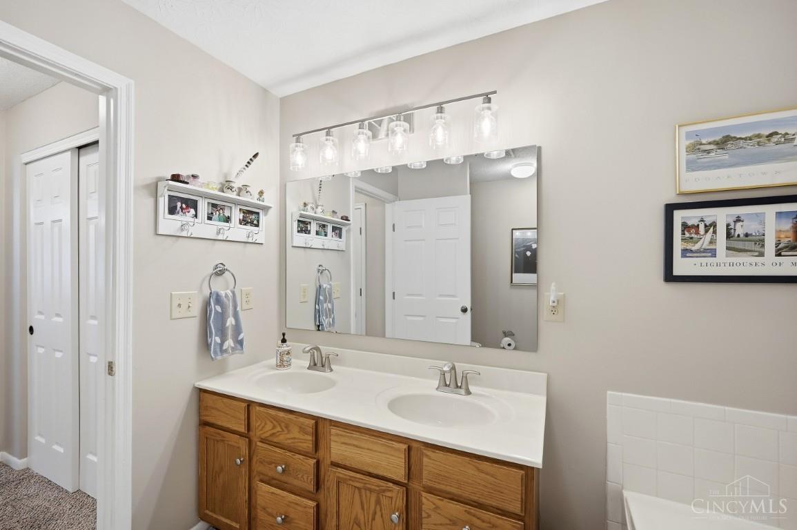 N 4441 Shore Drive Property Photo 31