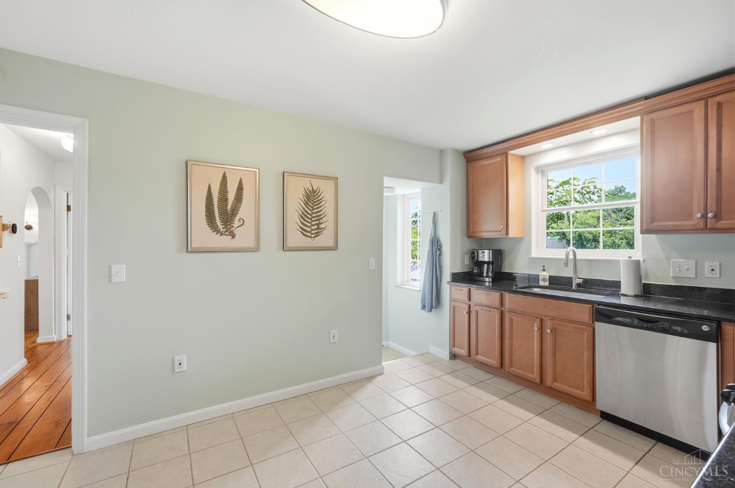 3201 Grischy Lane Property Photo 9
