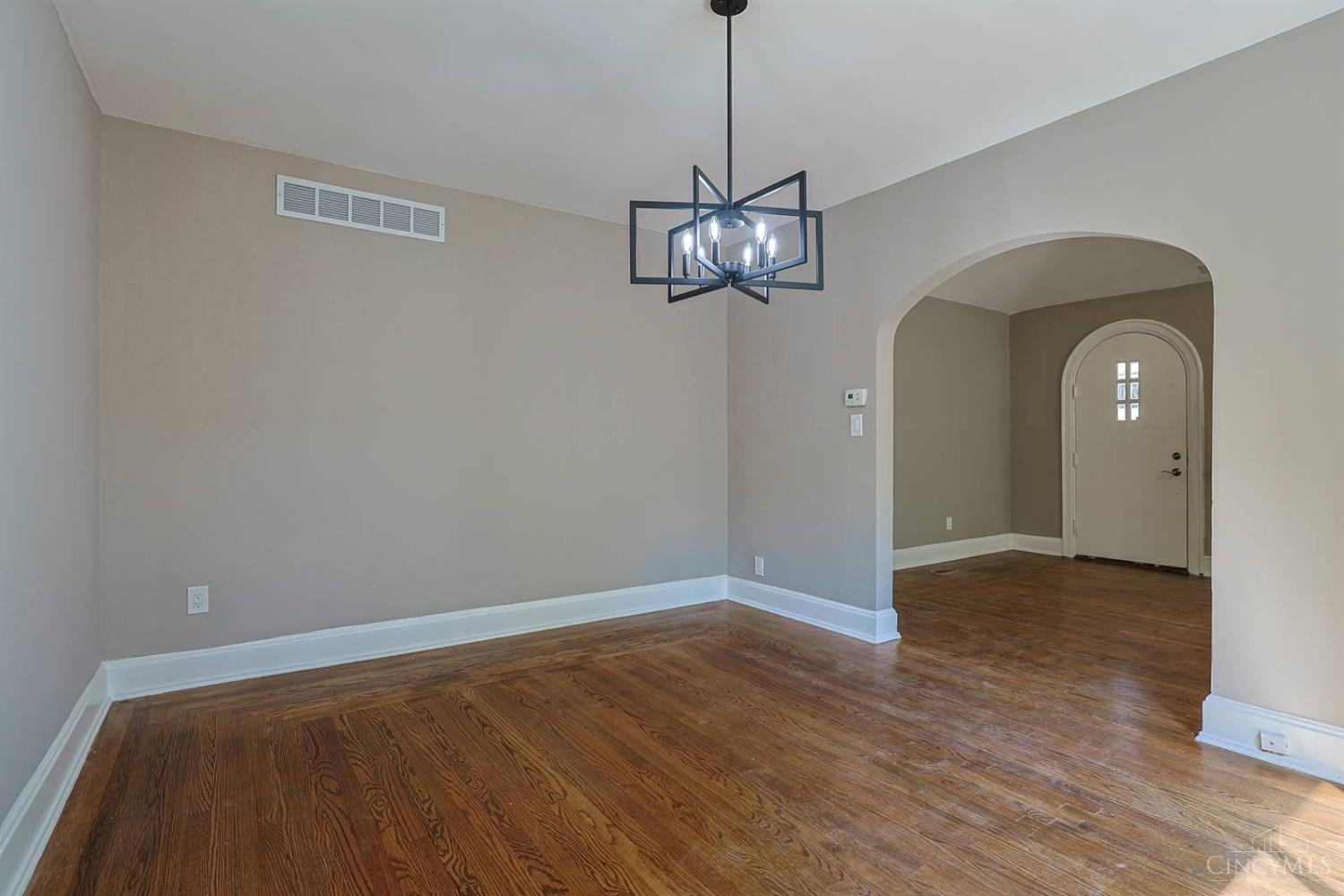1515 Kenova Avenue Property Photo 13