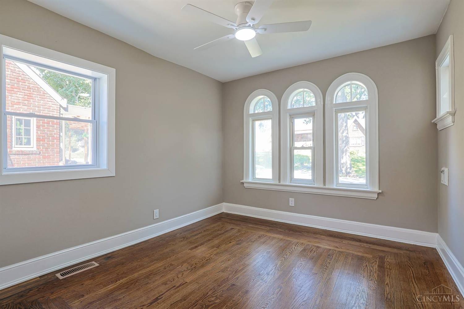 1515 Kenova Avenue Property Photo 22