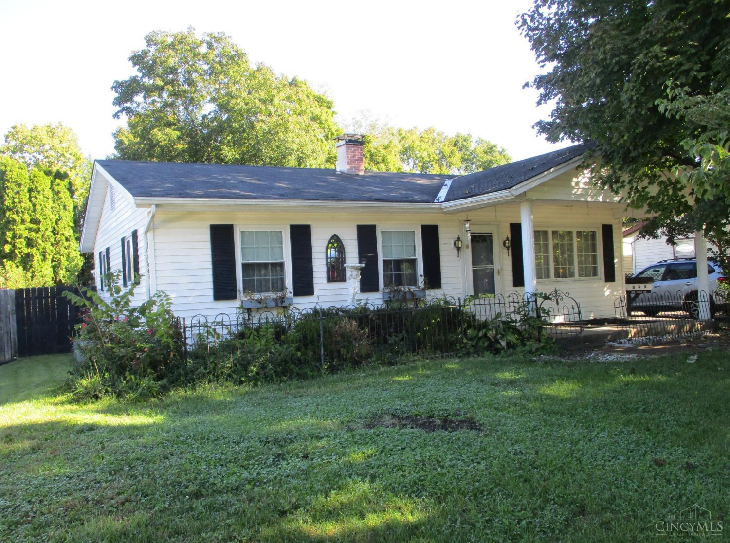 100 Cole Drive Property Photo 1