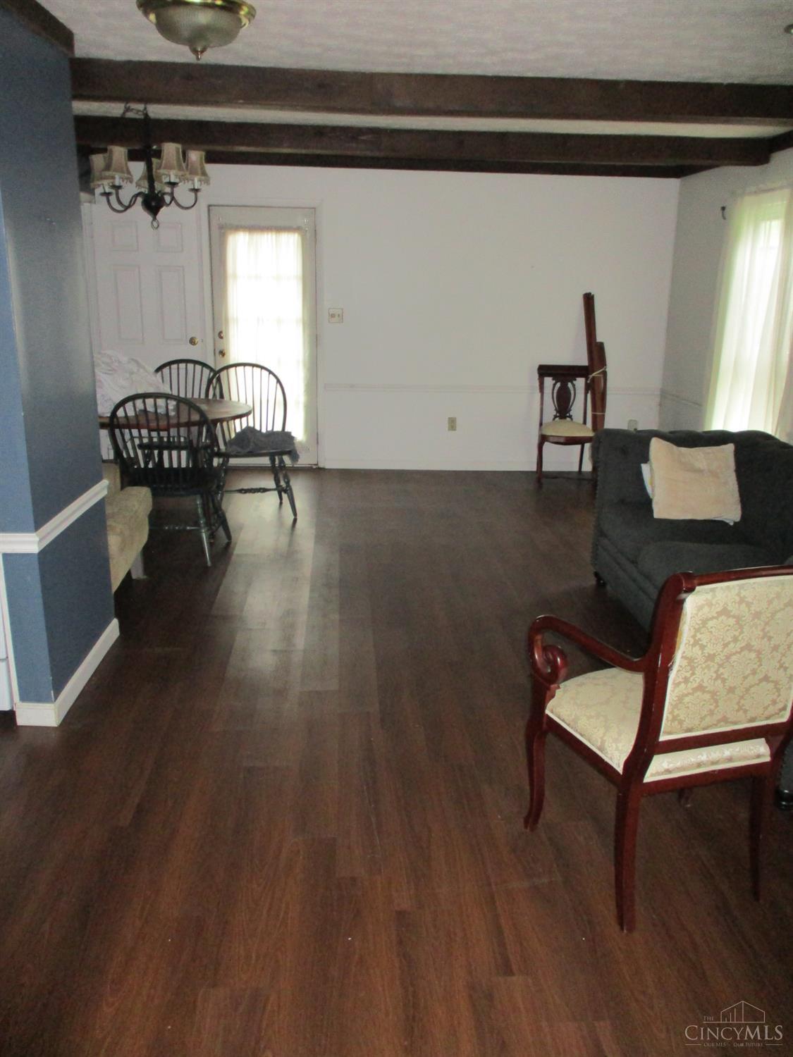 100 Cole Drive Property Photo 7
