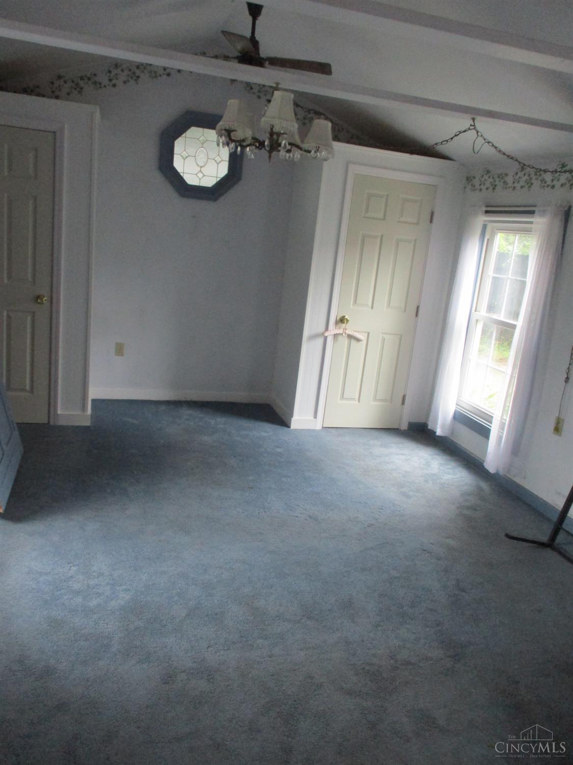 100 Cole Drive Property Photo 10