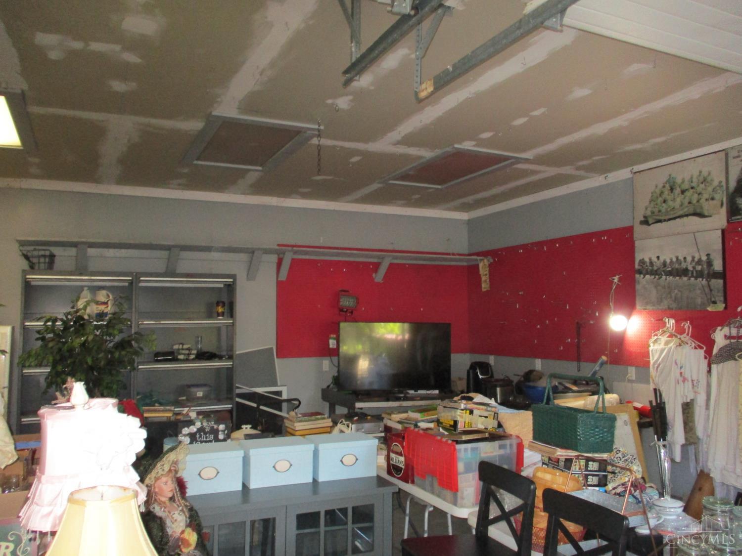 100 Cole Drive Property Photo 19