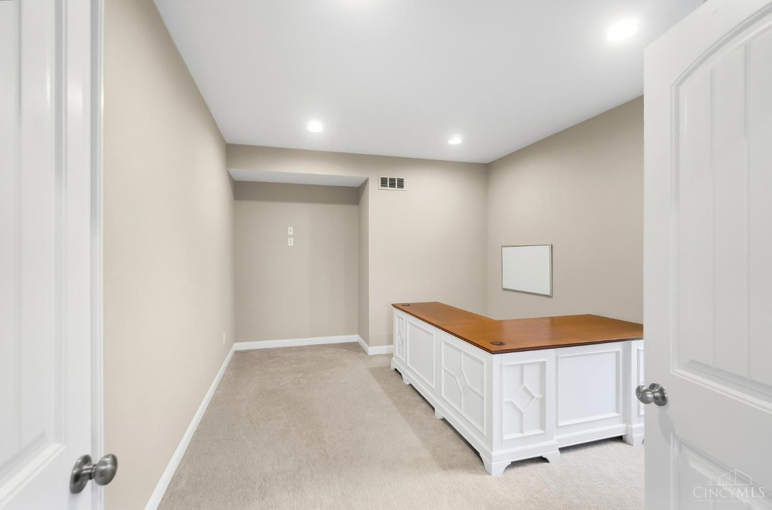 6544 Martindill Way Property Photo 41