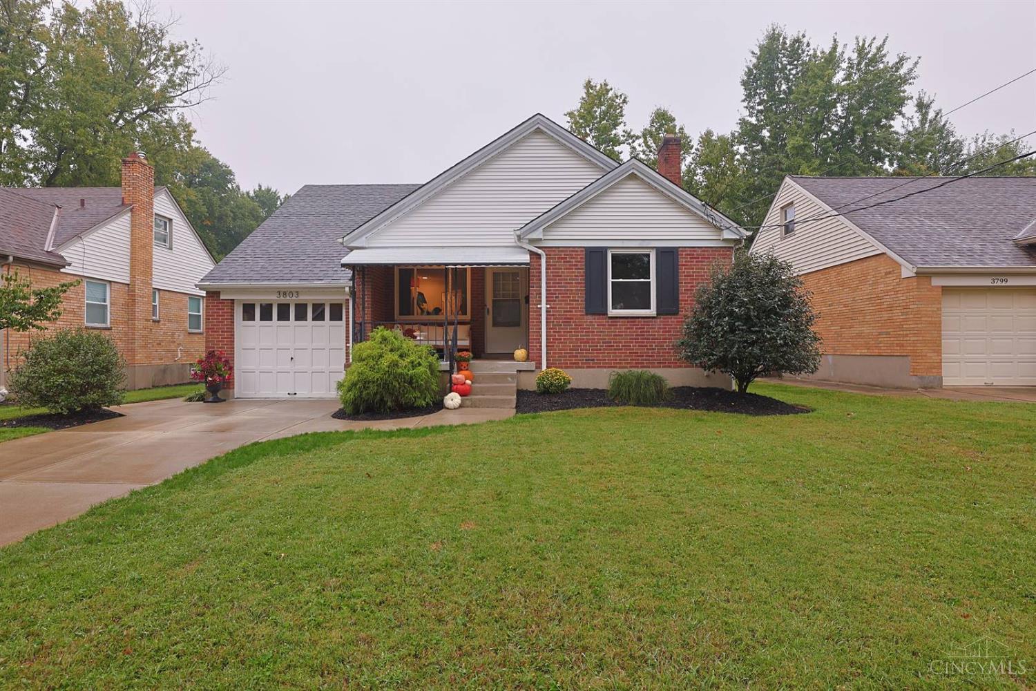3803 Gatewood Lane Property Photo