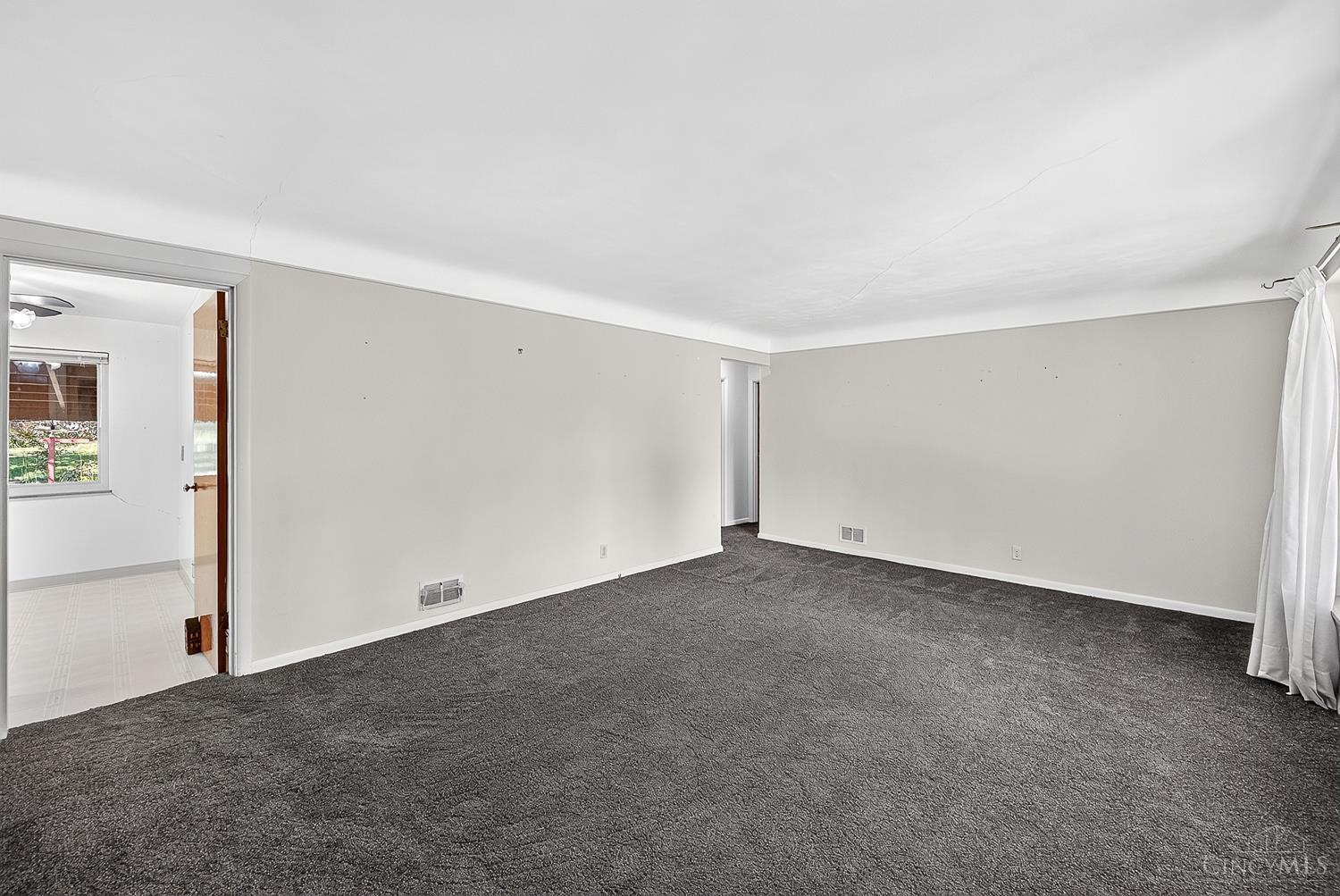 1026 Gail Avenue Property Photo 6