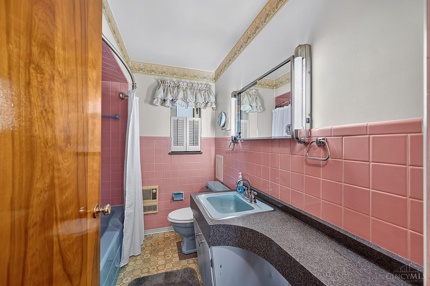 1026 Gail Avenue Property Photo 16