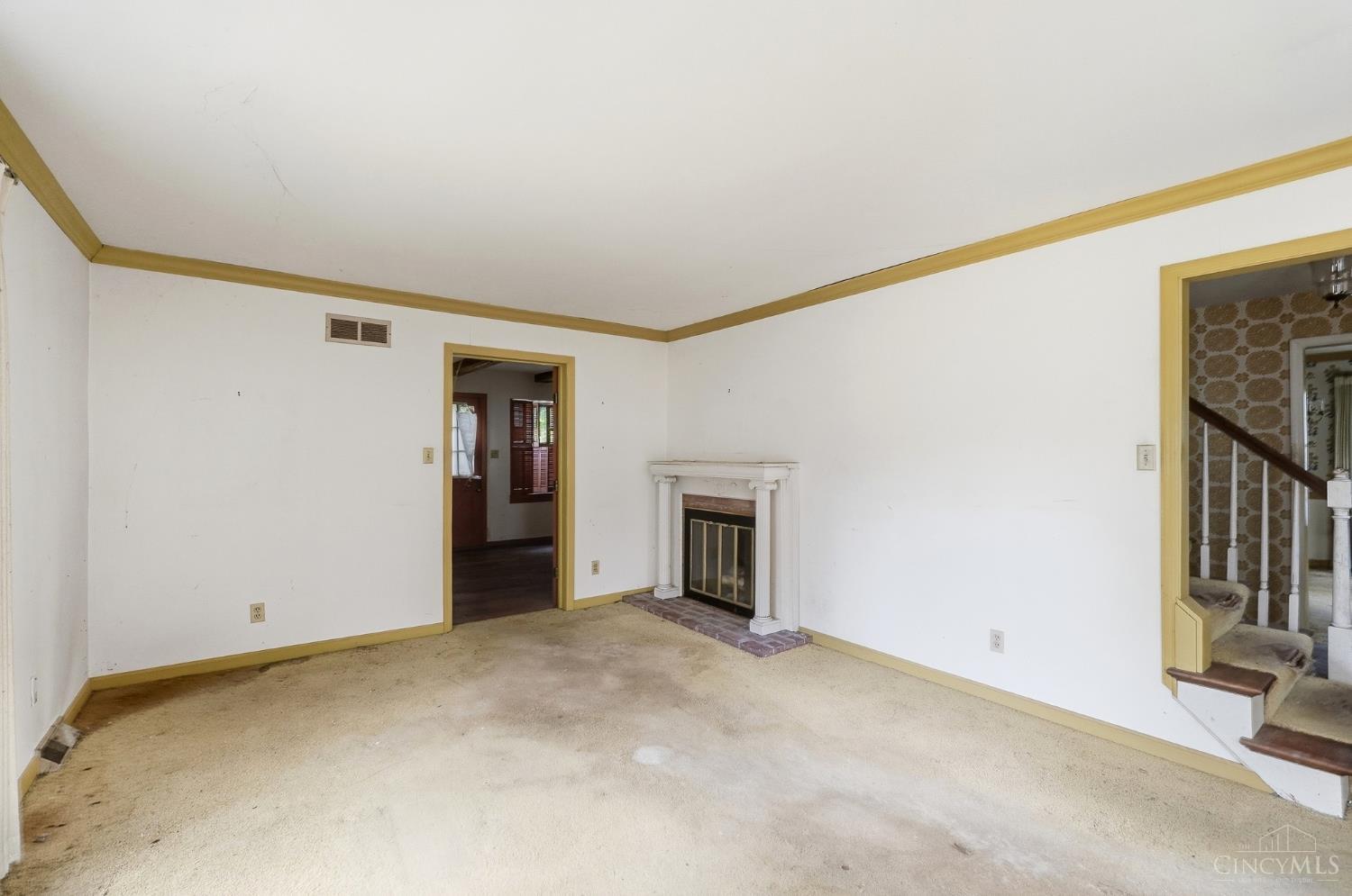 7256 Ayers Road Property Photo 5