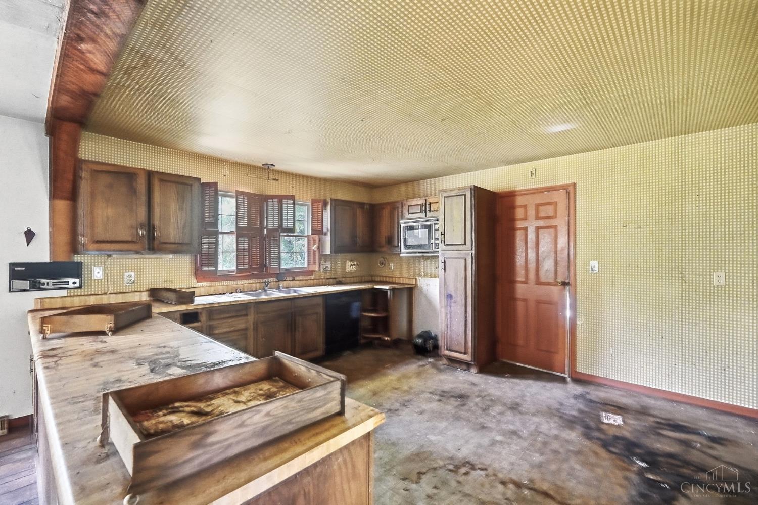 7256 Ayers Road Property Photo 11