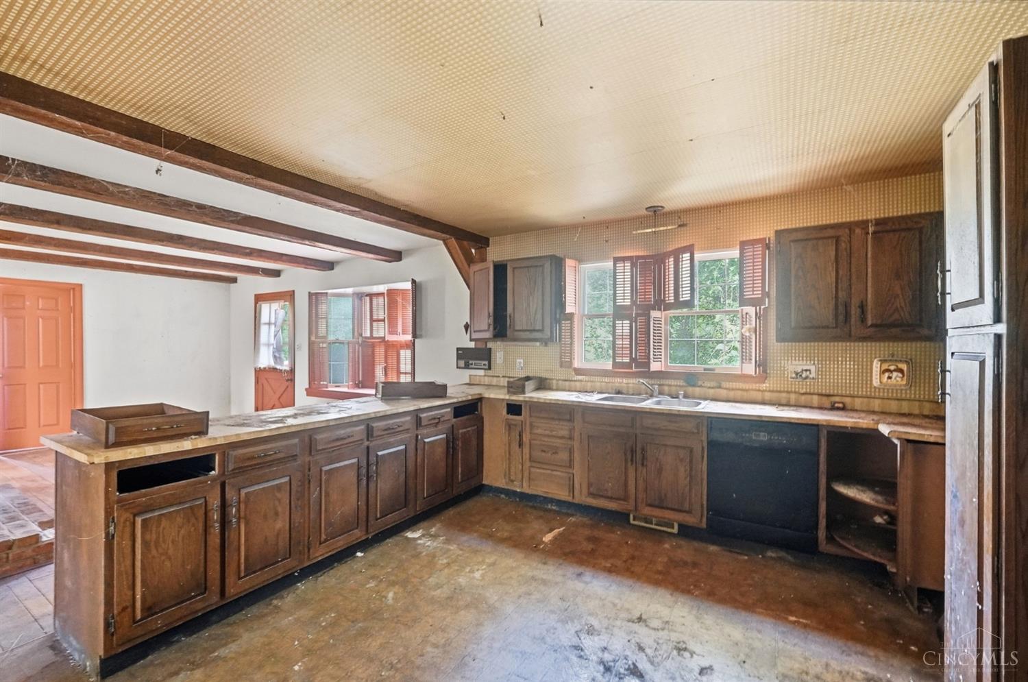 7256 Ayers Road Property Photo 12