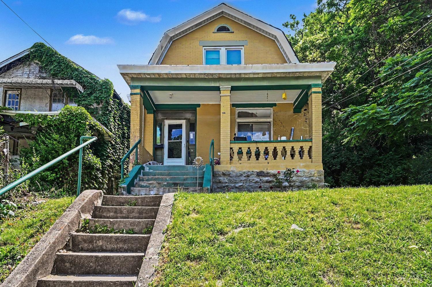 3566 Vine Street Property Photo 1