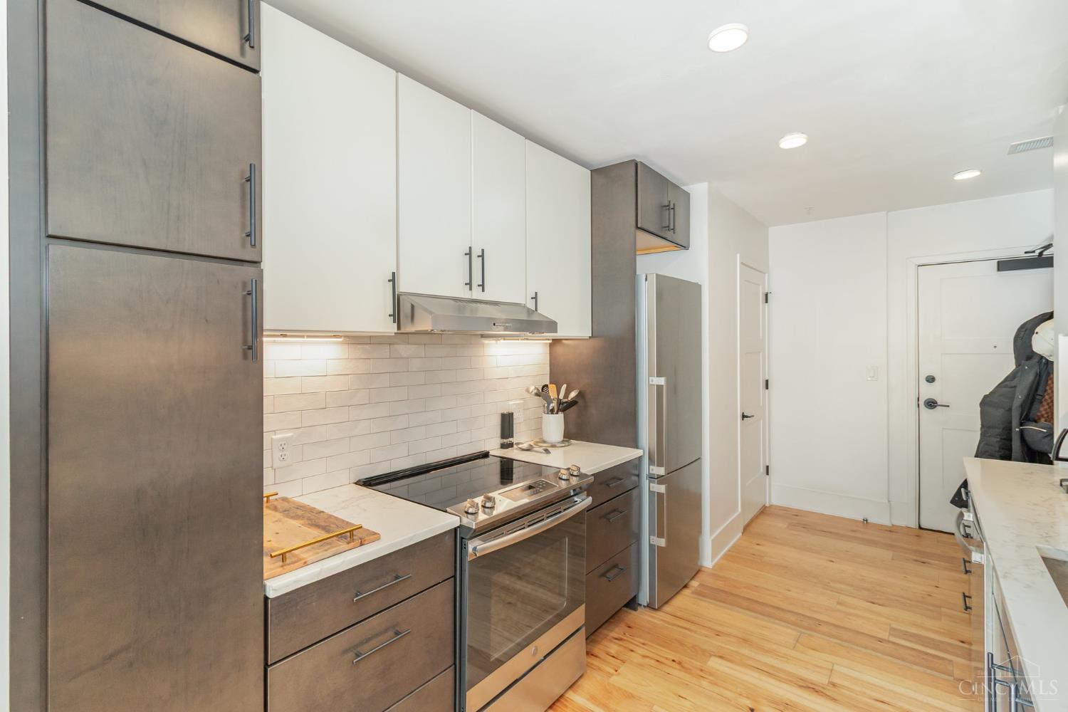 1003 Walnut Street Property Photo 8