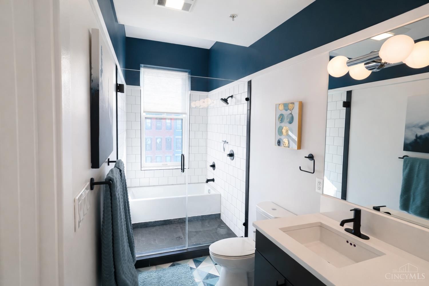 1003 Walnut Street Property Photo 13