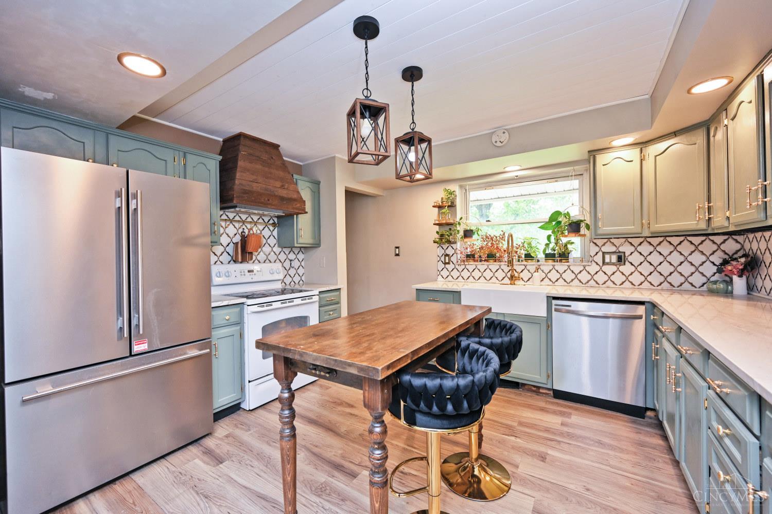 4043 Beavercreek Circle Property Photo 5