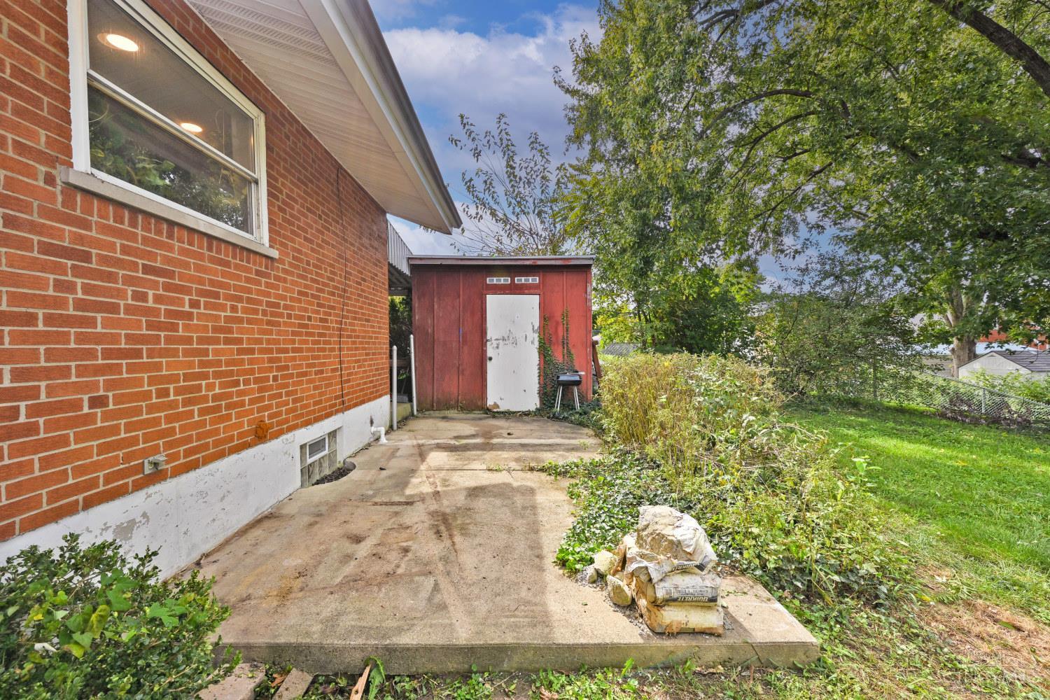 4043 Beavercreek Circle Property Photo 16