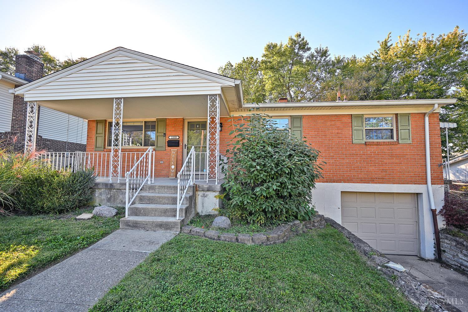 2359 Fairgreen Drive Property Photo 1