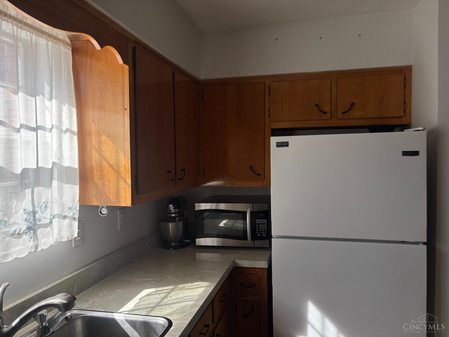 421 2nd Avenue Property Photo 7