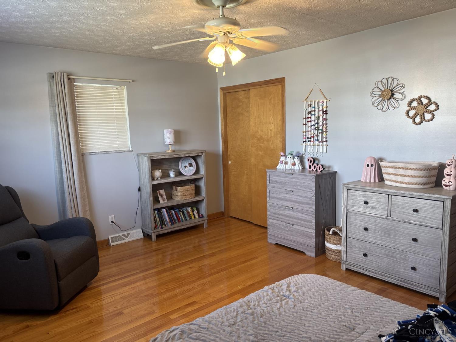 421 2nd Avenue Property Photo 11