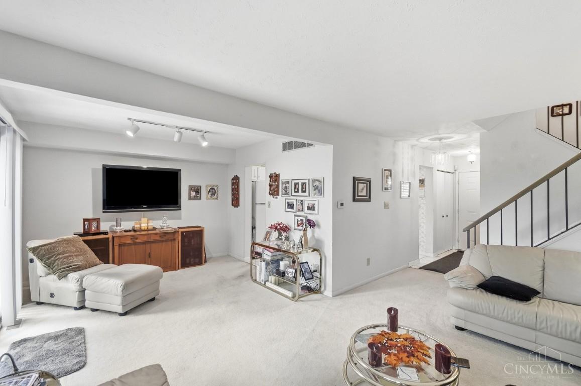 9831 Timbers Drive Property Photo 11