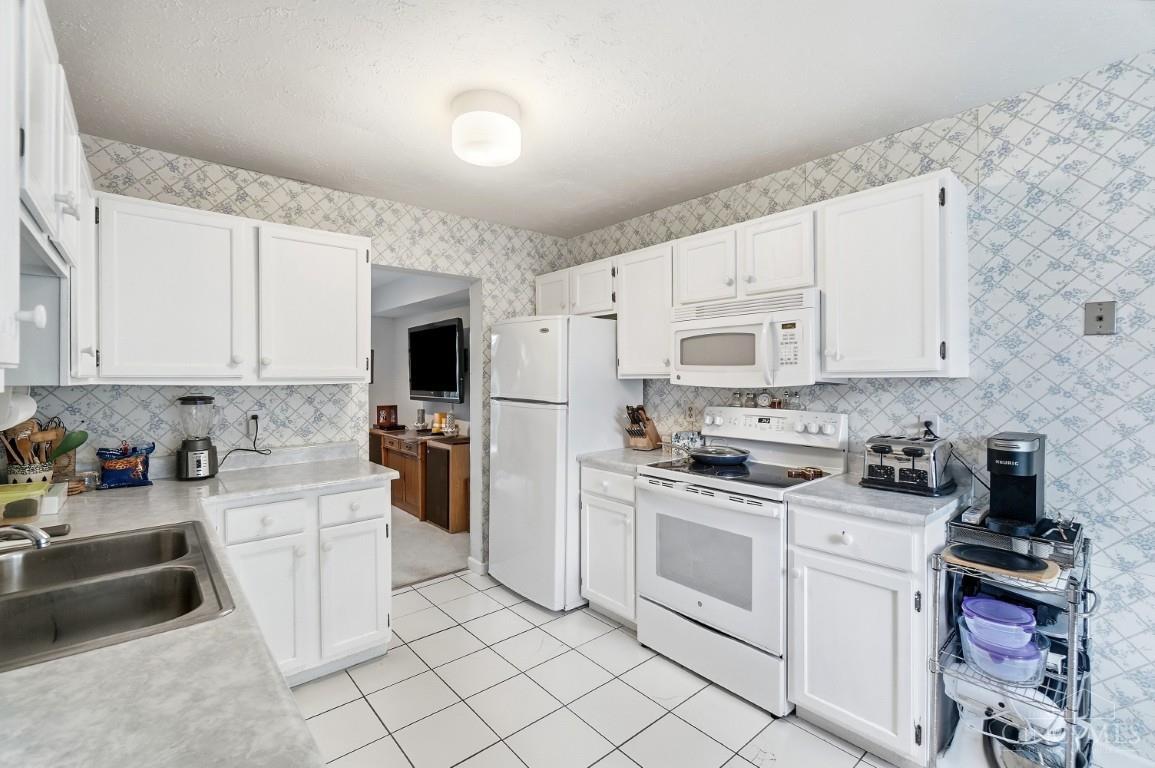 9831 Timbers Drive Property Photo 15