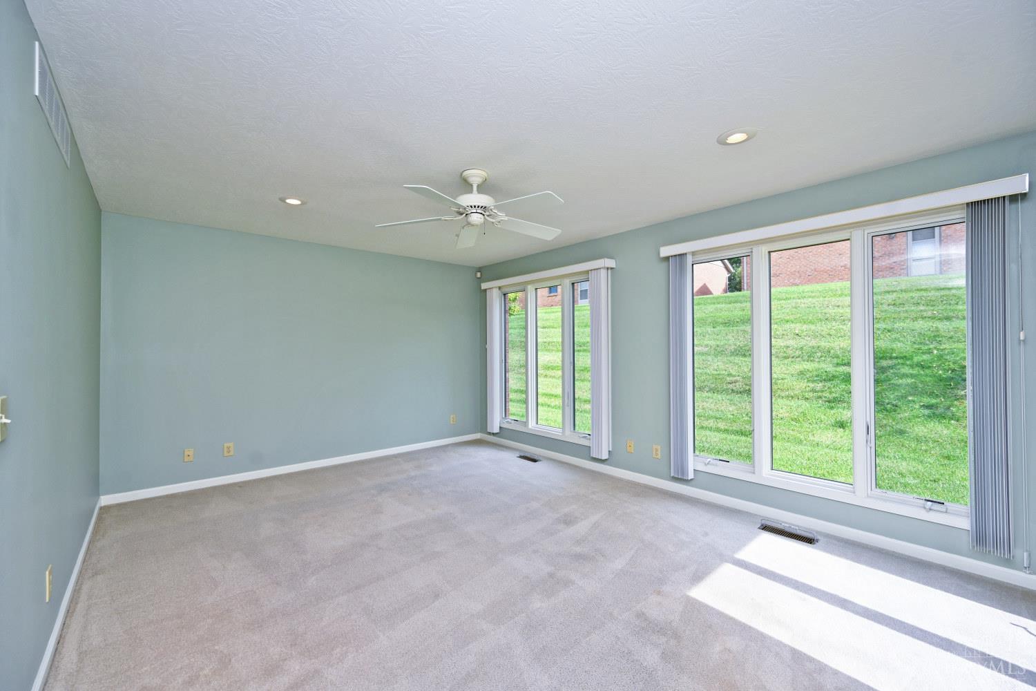1222 Deerfield Circle Property Photo 20