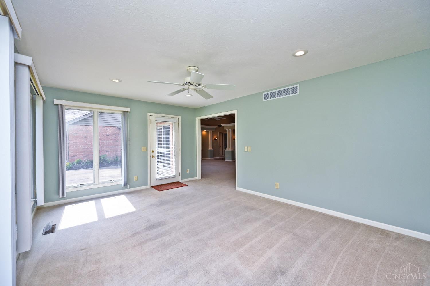 1222 Deerfield Circle Property Photo 23