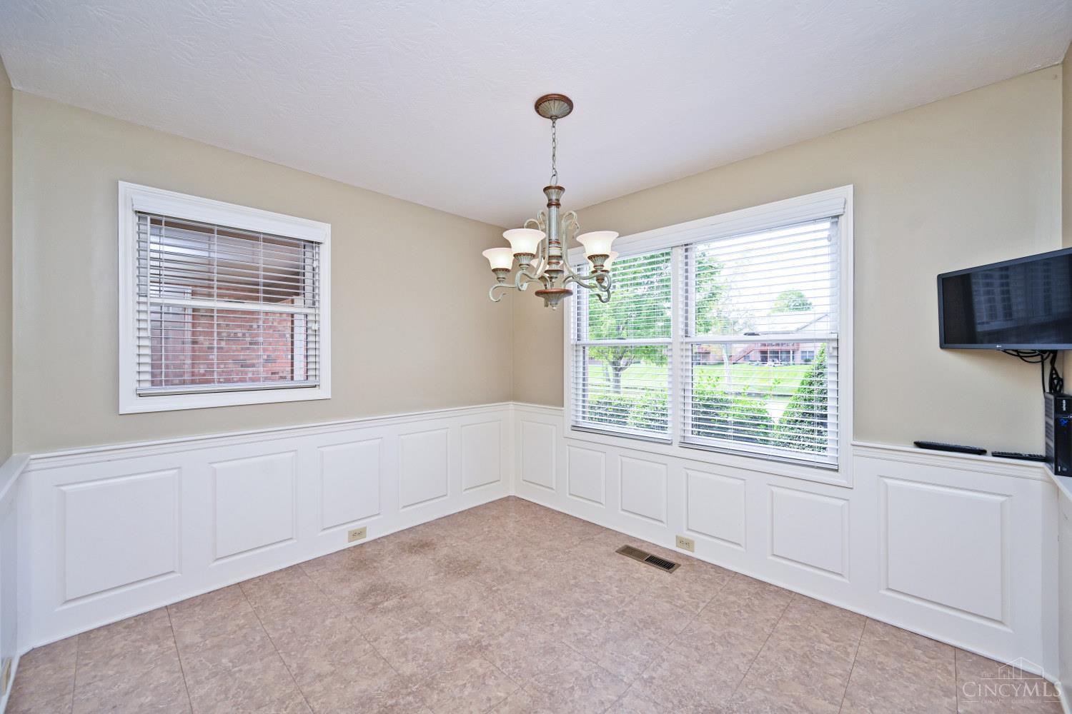 1222 Deerfield Circle Property Photo 29