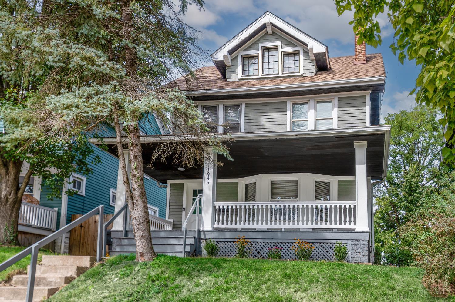 1946 Hewitt Avenue Property Photo 1