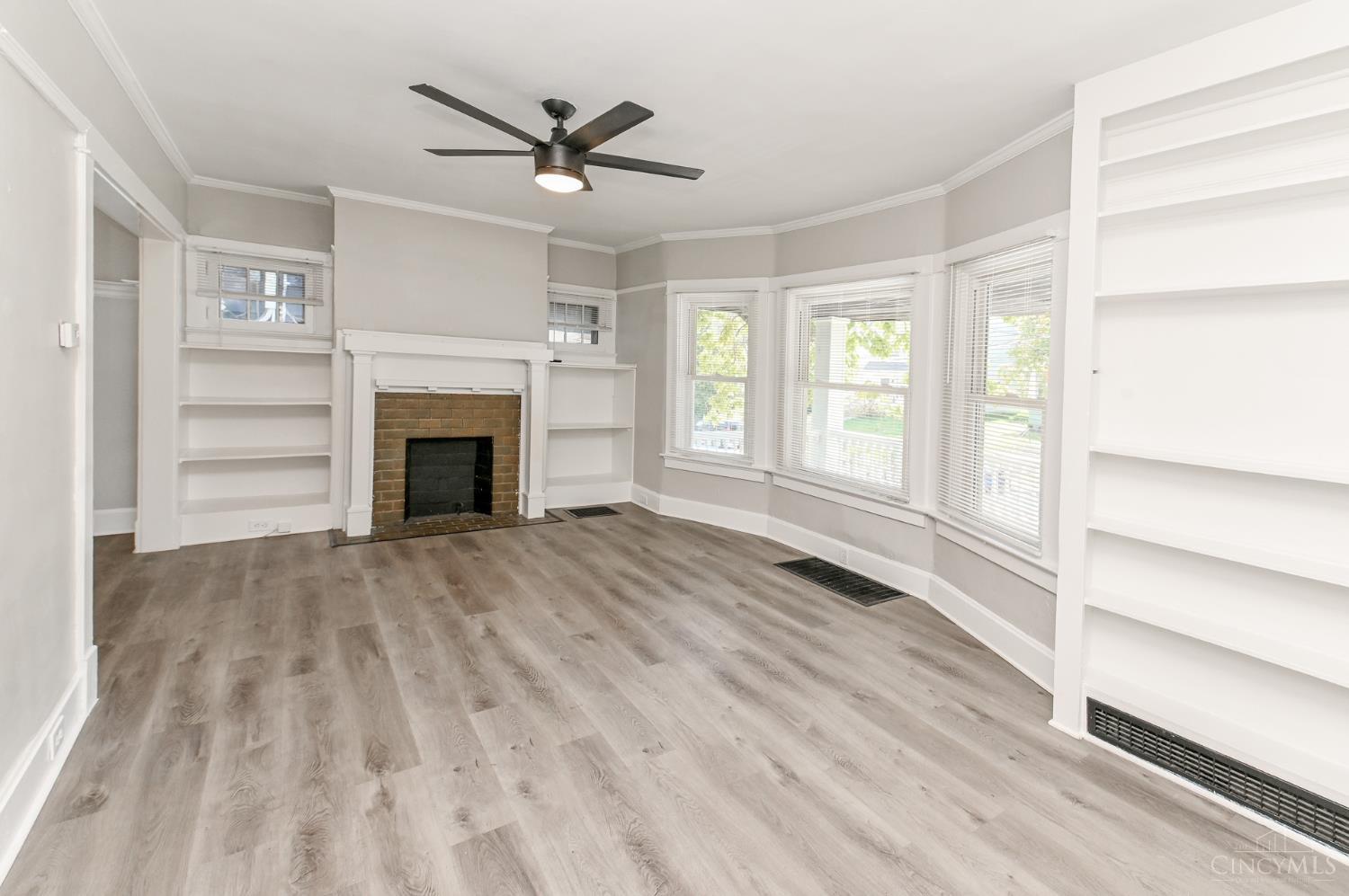 1946 Hewitt Avenue Property Photo 5