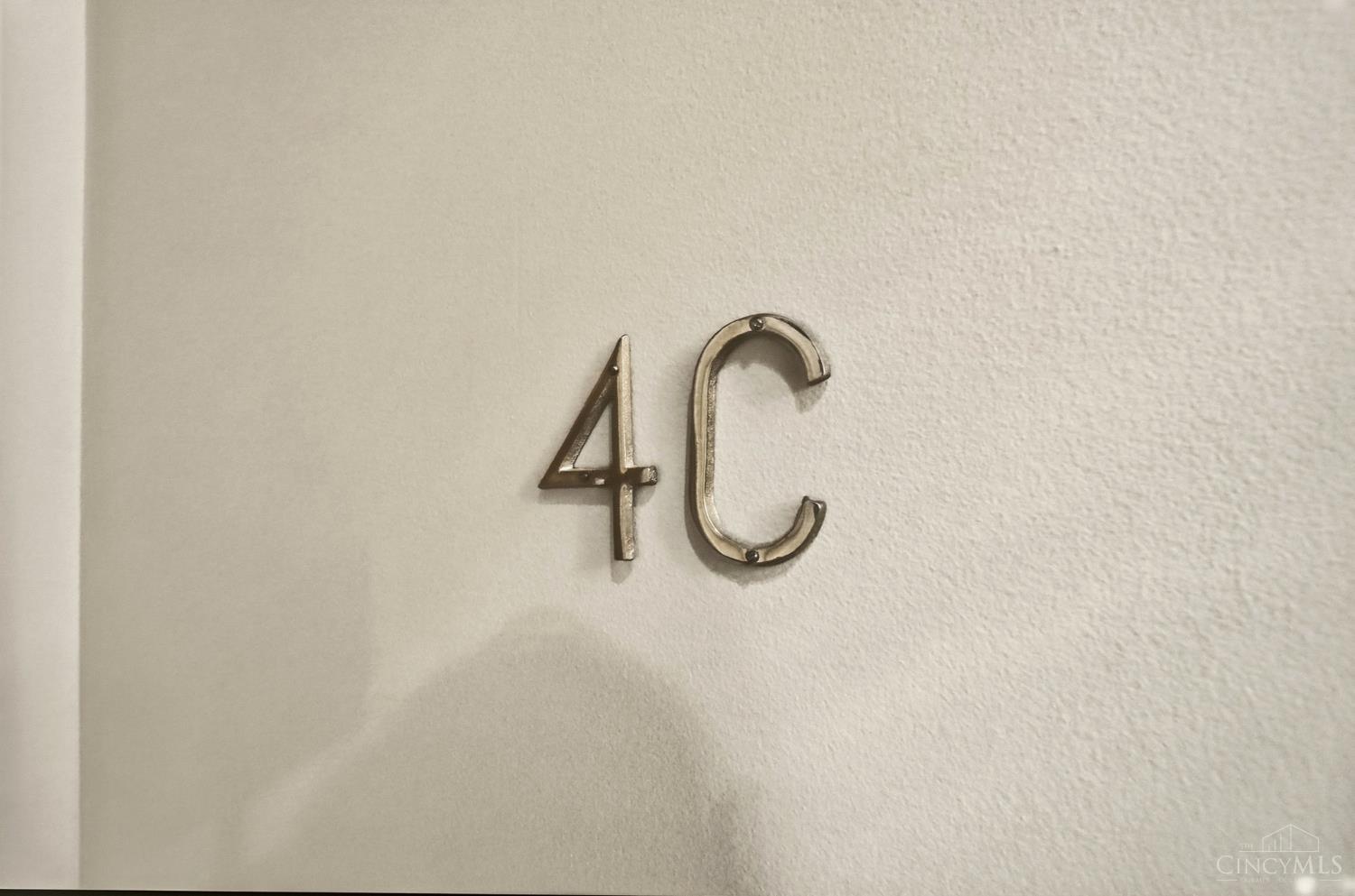 415 Bond Place Property Photo 45