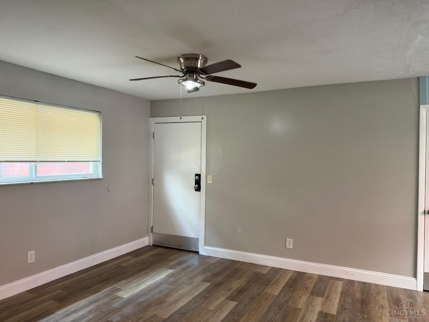 3553 Wilson Avenue Property Photo 5